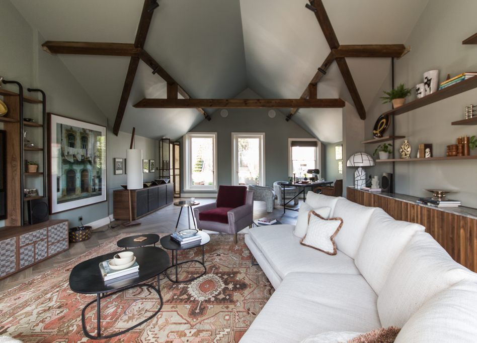 Exposed timber beams to dining room