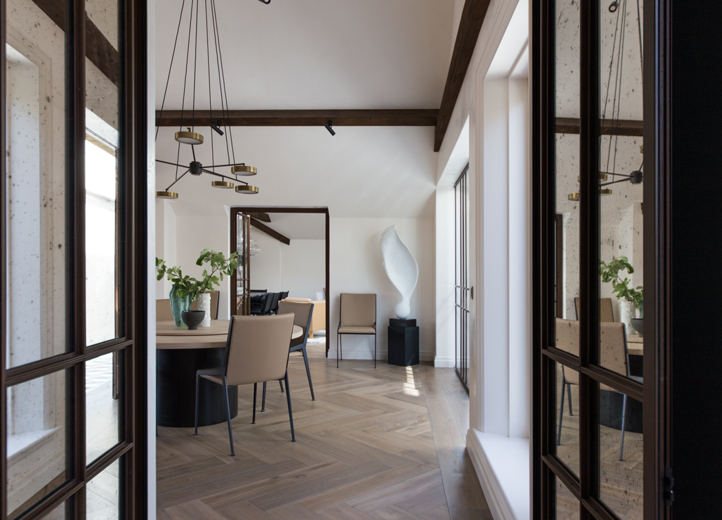 Dining room herringbone wood floor