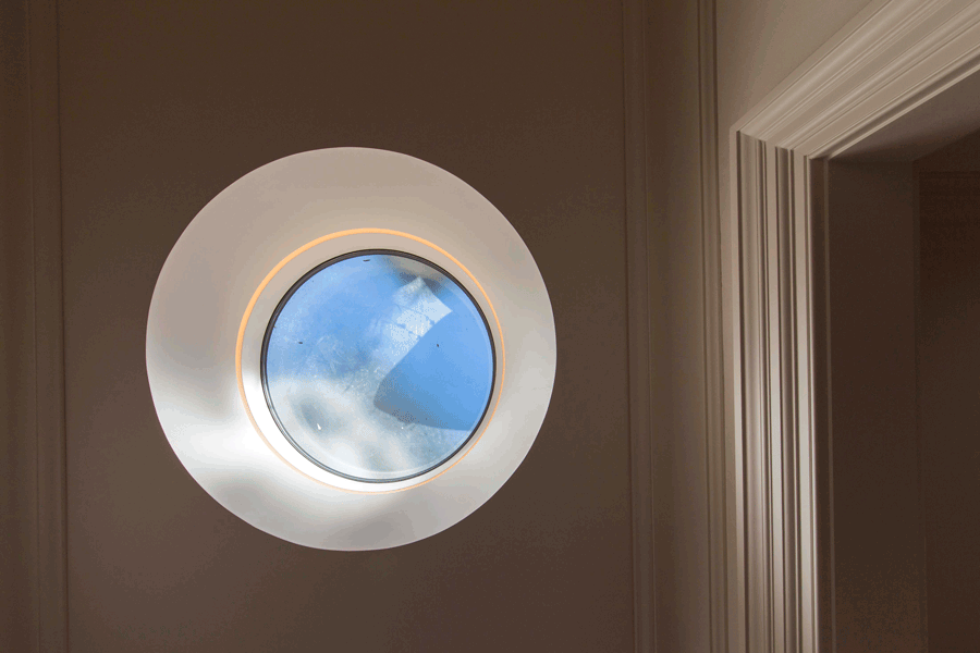 Round walk-on rooflight from below