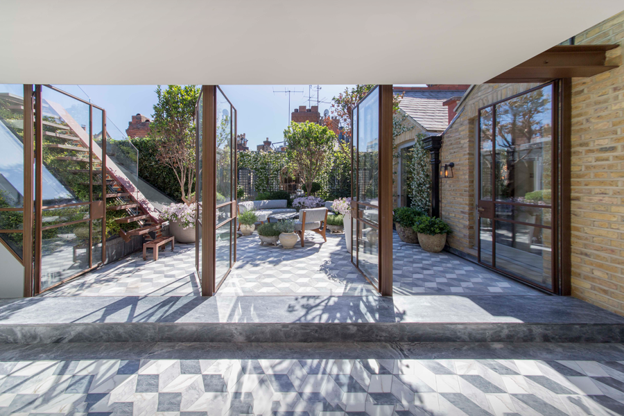 Entrance hall opening onto roof garden