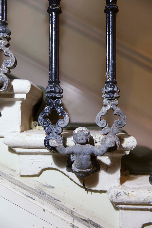 Carved angel detail on the balustrade