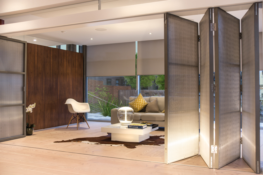 Drawing room and sliding folding metal doors